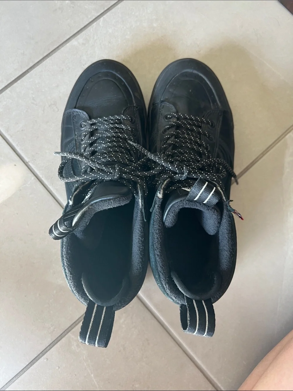 Vans Men’s Sk8-Hi Mte-2 Black High-Top Boots